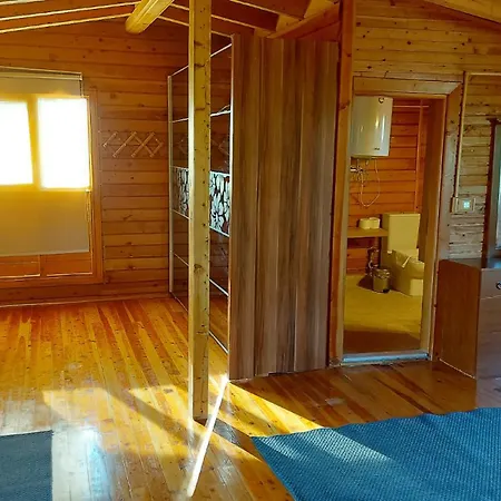 Wooden Wprivate Garden Orchard -room Wac *