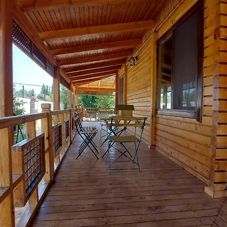 Wooden Wprivate Garden Orchard -room Wac *